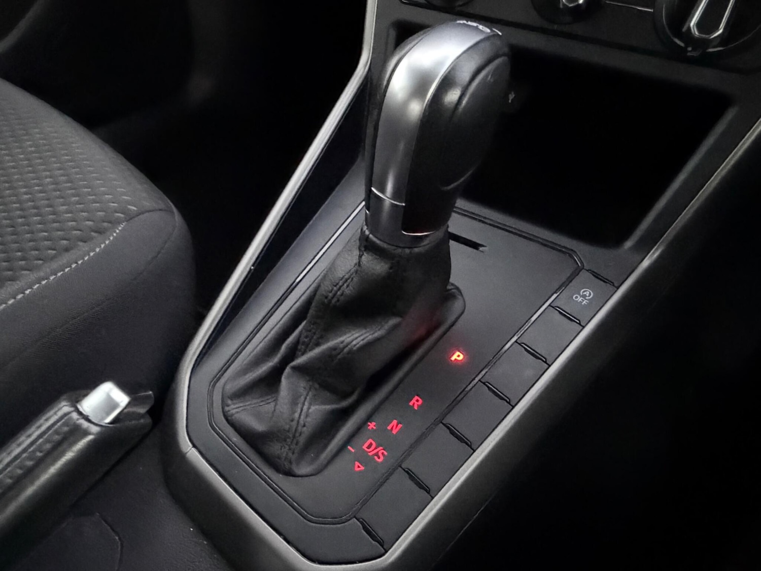 Used Volkswagen Polo 2018 for sale - 76913618: Photo 15