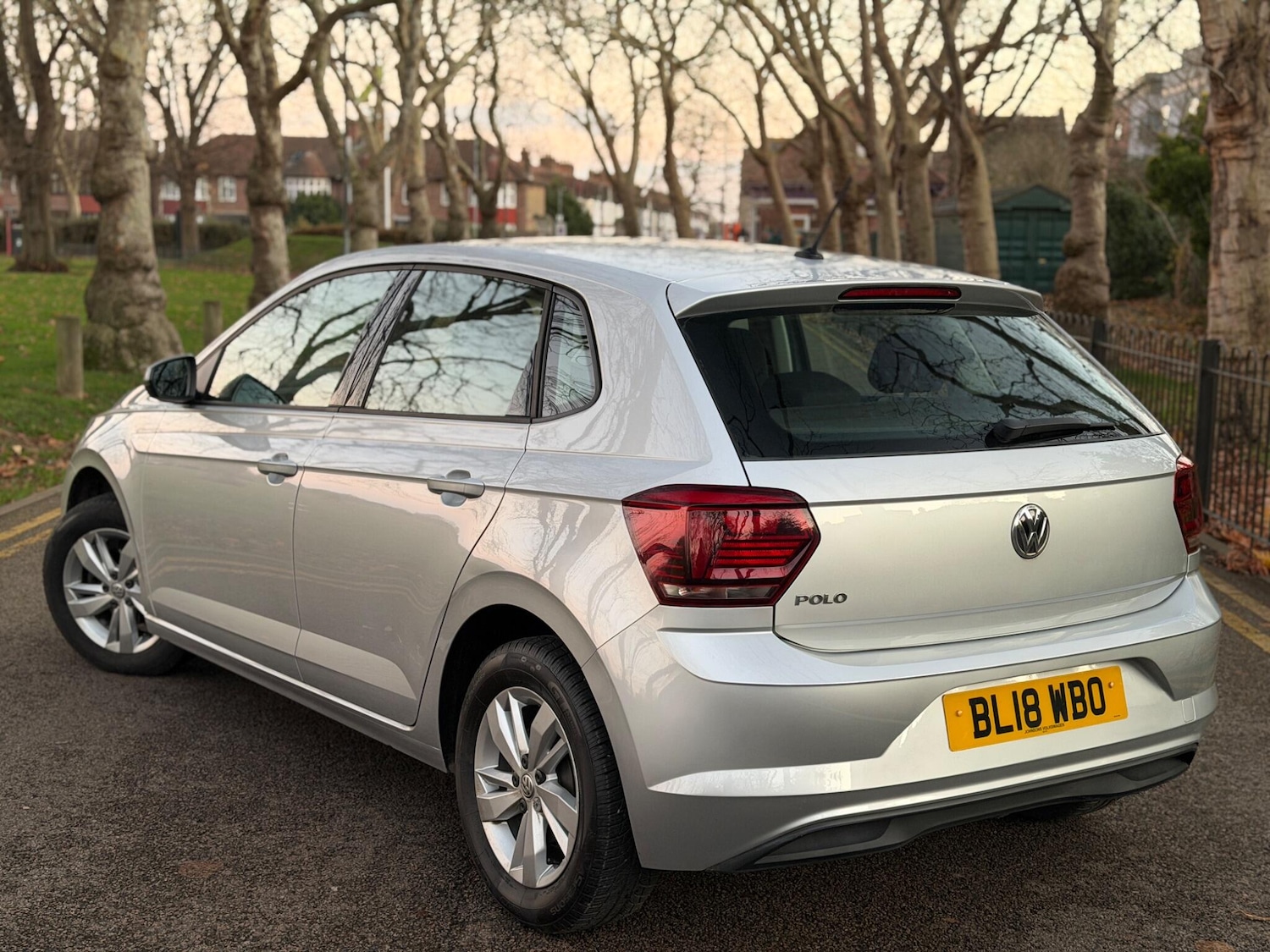 Used Volkswagen Polo 2018 for sale - 76913618: Photo 2