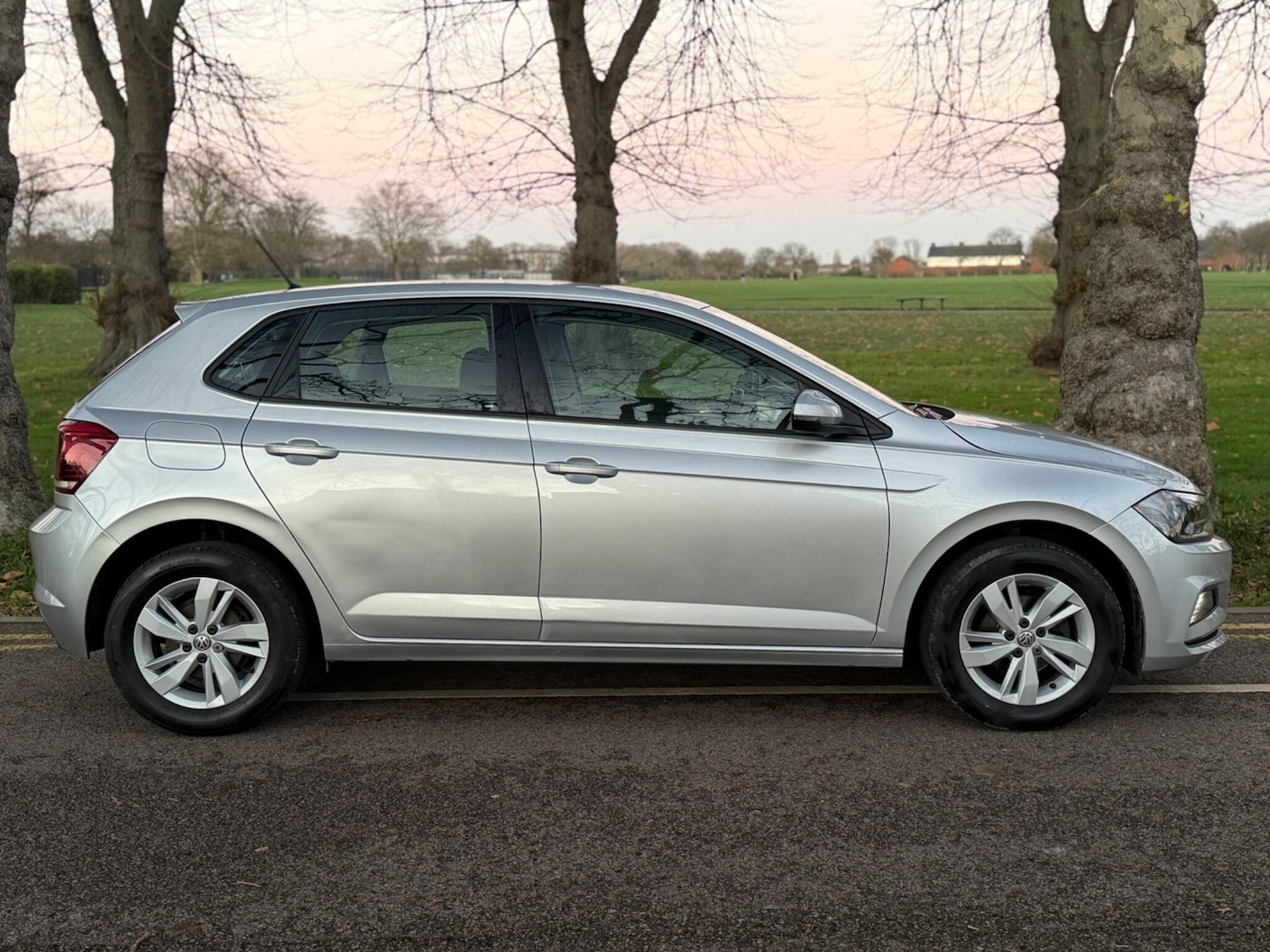 Used Volkswagen Polo 2018 for sale - 76913618: Photo 3