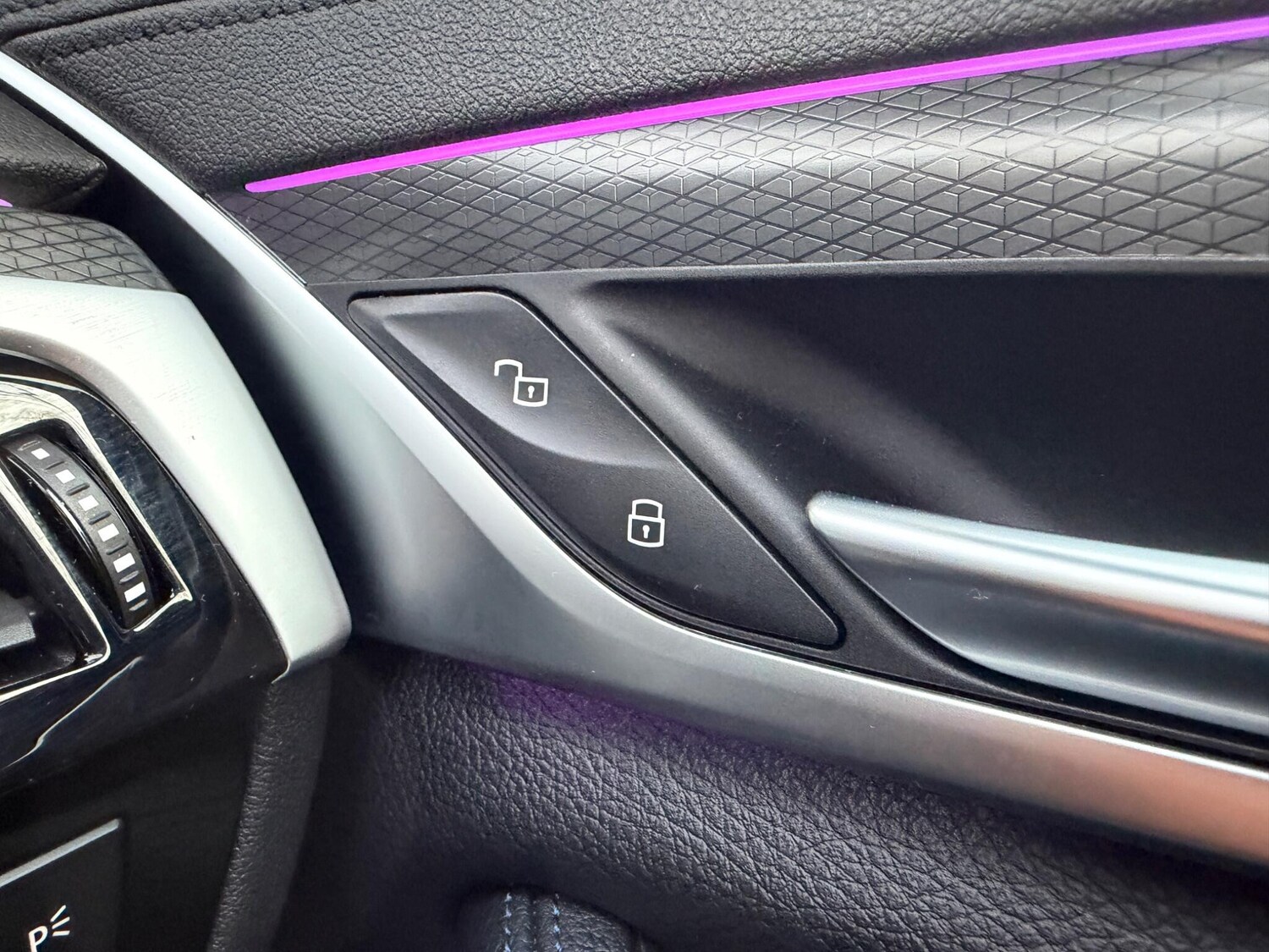 Used BMW 5 Series 2022 for sale - 77970575: Photo 25