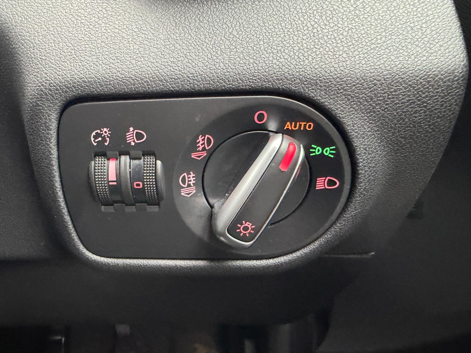 Used Audi A1 2012 for sale - 77343990: Photo 23