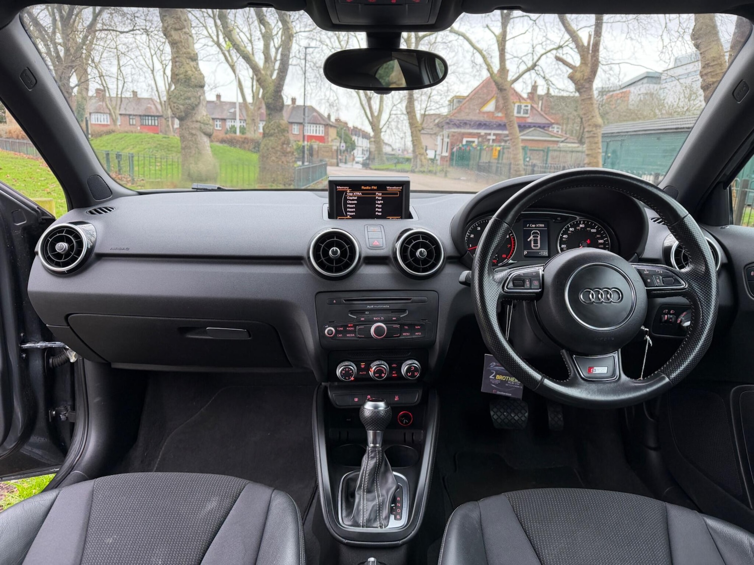 Used Audi A1 2012 for sale - 77343990: Photo 4