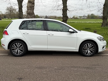 Used Volkswagen Golf 2018 for sale - 78087161: Photo