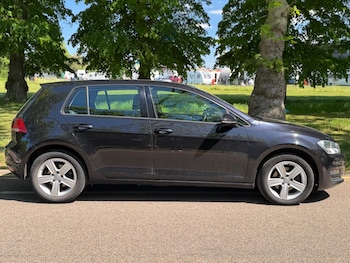 Used Volkswagen Golf 2016 for sale - 78574005: Photo