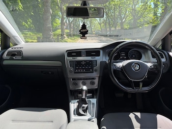 Used Volkswagen Golf 2016 for sale - 78574005: Photo