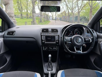 Used Volkswagen Polo 2015 for sale - 78348411: Photo