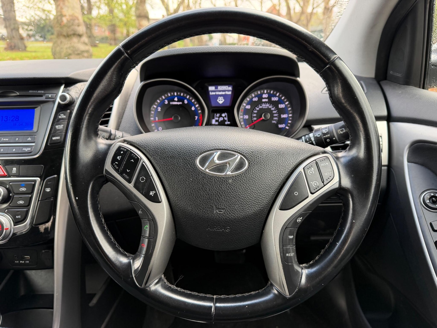 Used Hyundai i30 2015 for sale - 76689169: Photo 12