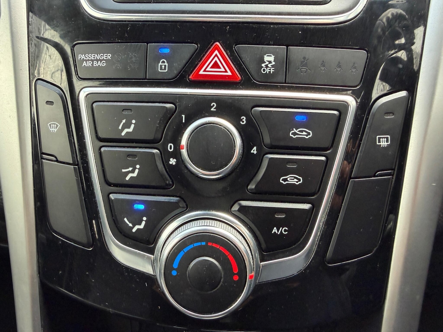 Used Hyundai i30 2015 for sale - 76689169: Photo 14