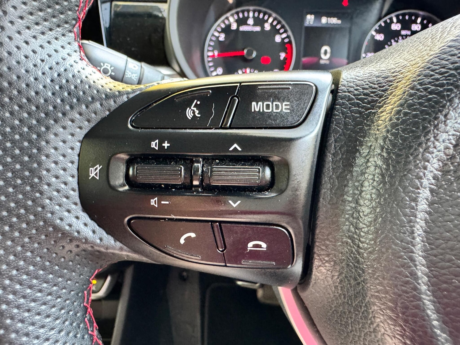 Used Kia Picanto 2023 for sale - 76995338: Photo 23