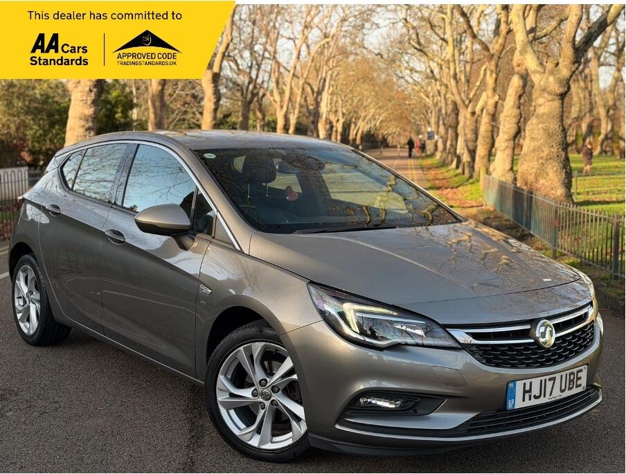 Used Vauxhall Astra 2017 for sale - 76942354: Photo 1