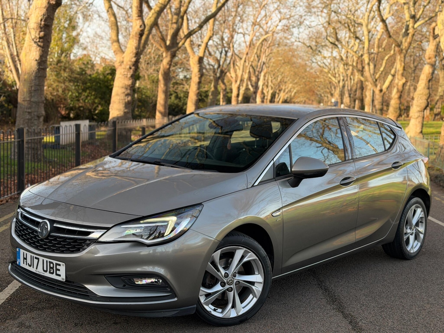 Used Vauxhall Astra 2017 for sale - 76942354: Photo 6