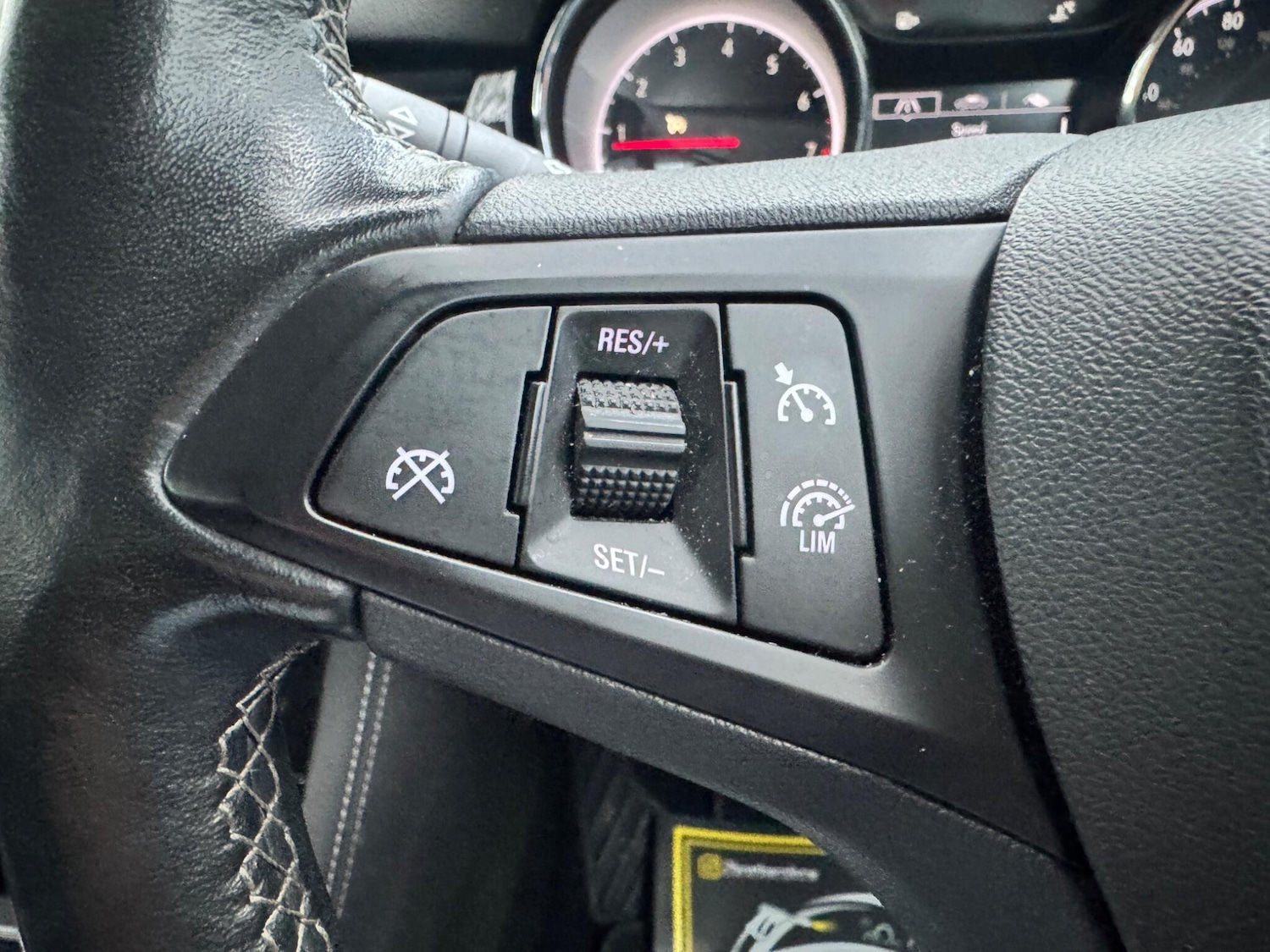 Used Vauxhall Astra 2017 for sale - 76433362: Photo 27