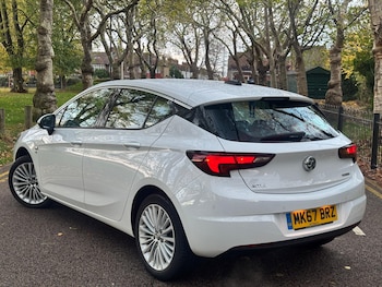 Used Vauxhall Astra 2017 for sale - 76433362: Photo