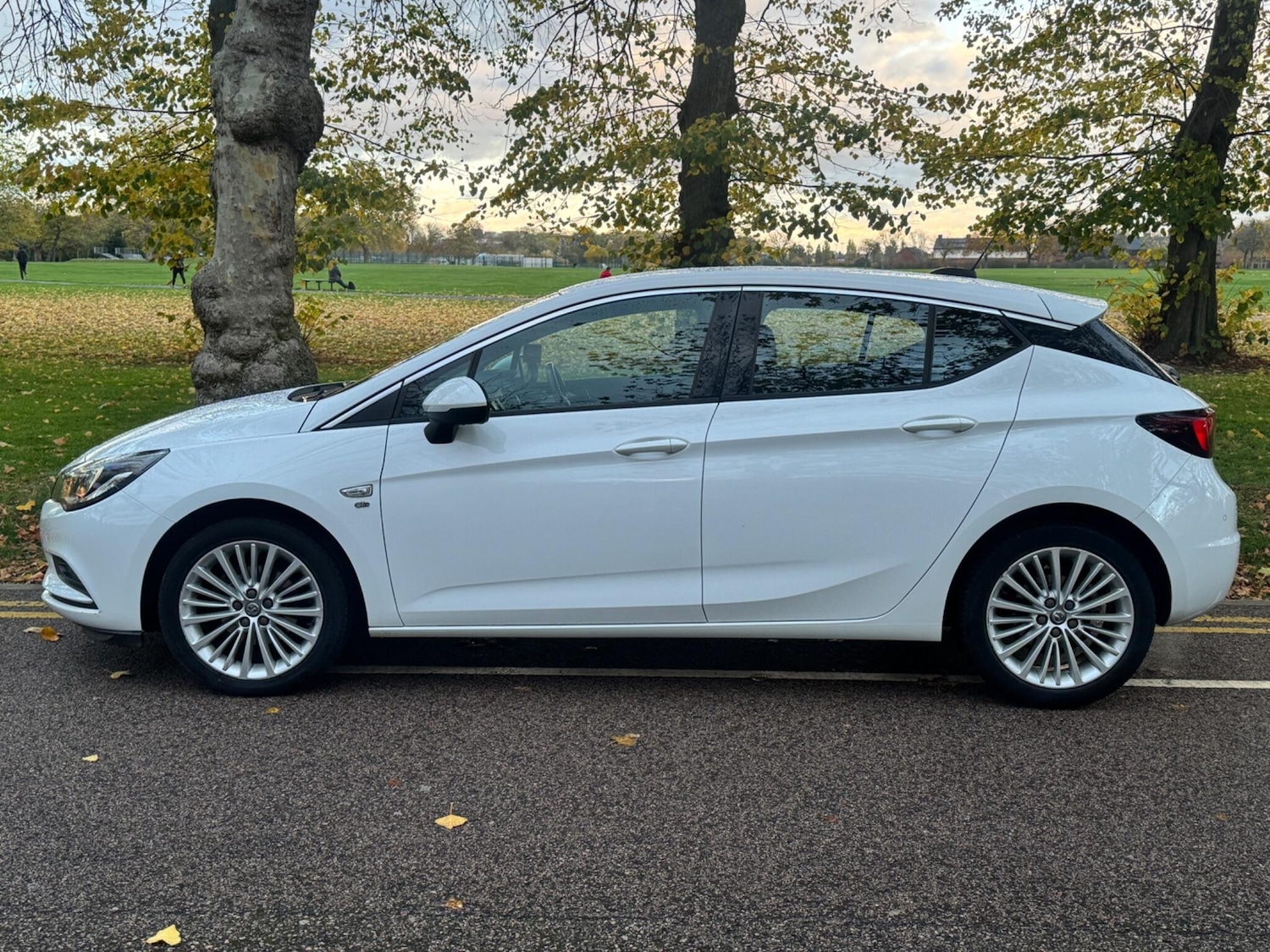 Used Vauxhall Astra 2017 for sale - 76433362: Photo 9