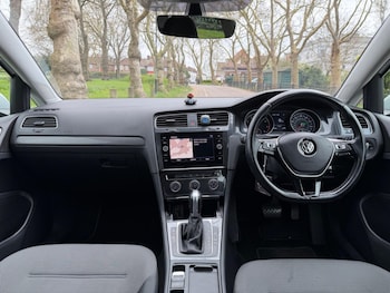 Used Volkswagen Golf 2018 for sale - 78810110: Photo