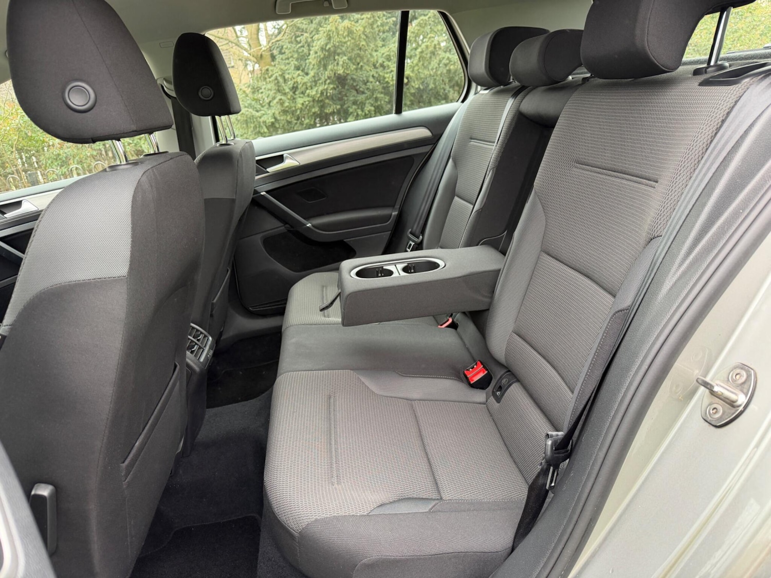 Used Volkswagen Golf 2016 for sale - 77625897: Photo 11