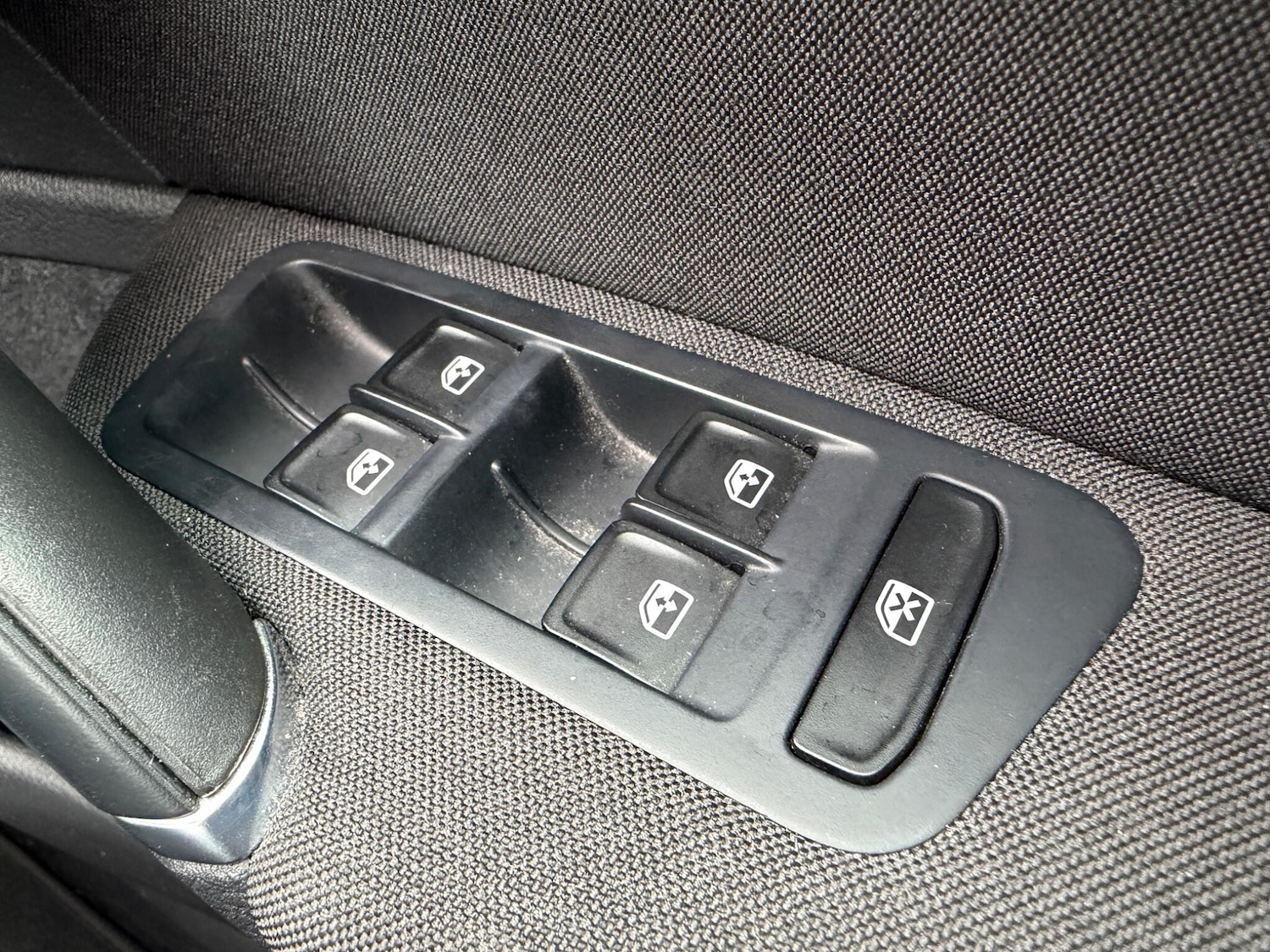 Used Volkswagen Golf 2016 for sale - 77625897: Photo 21