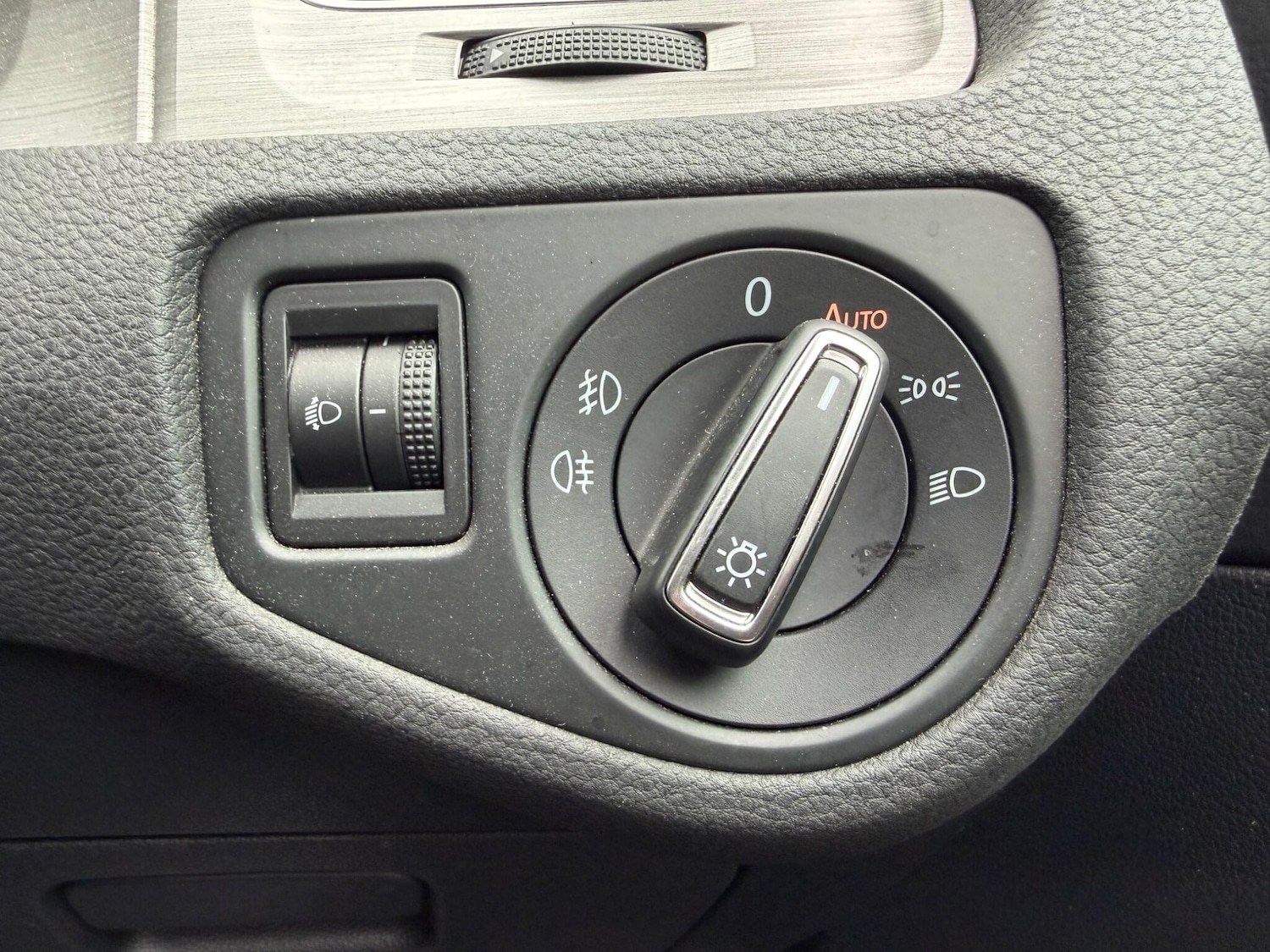 Used Volkswagen Golf 2016 for sale - 77625897: Photo 23