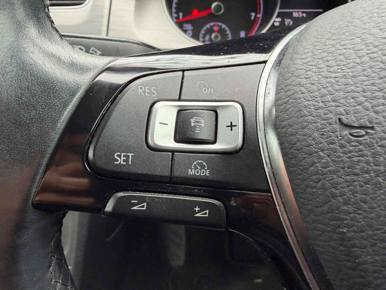 Used Volkswagen Golf 2016 for sale - 77625897: Photo 24