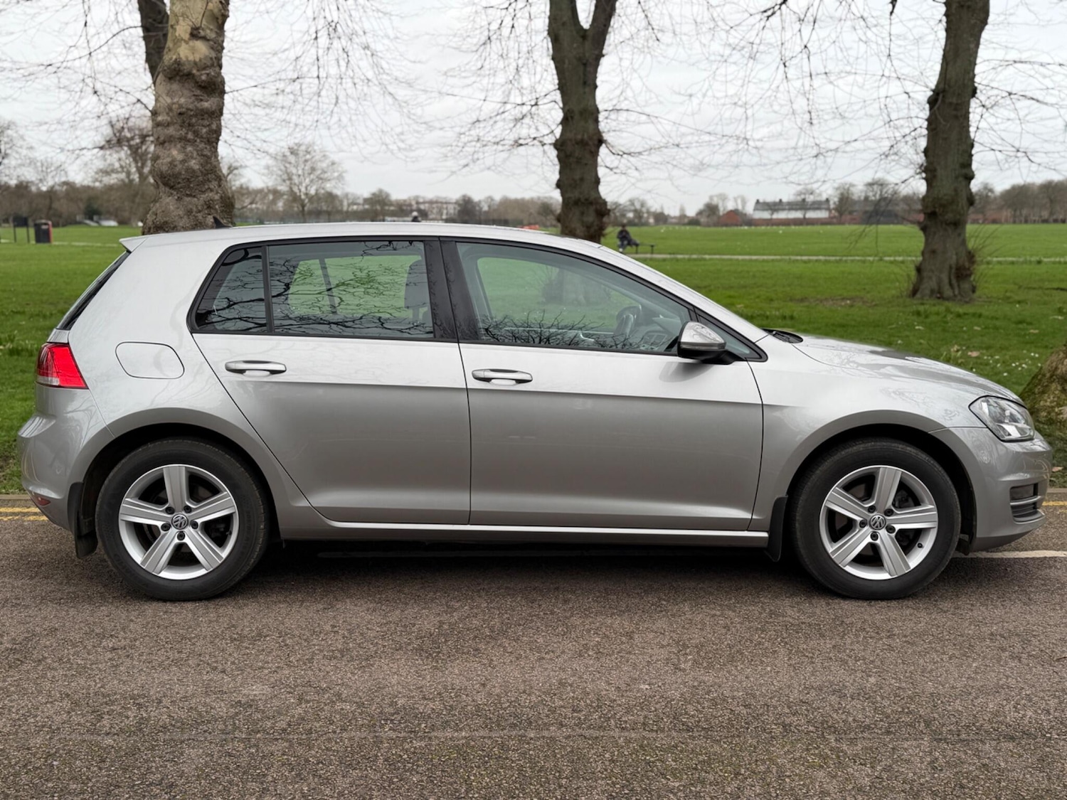 Used Volkswagen Golf 2016 for sale - 77625897: Photo 3