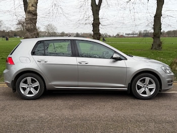 Used Volkswagen Golf 2016 for sale - 77625897: Photo