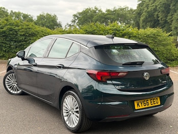 Used Vauxhall Astra 2017 for sale - 78854294: Photo