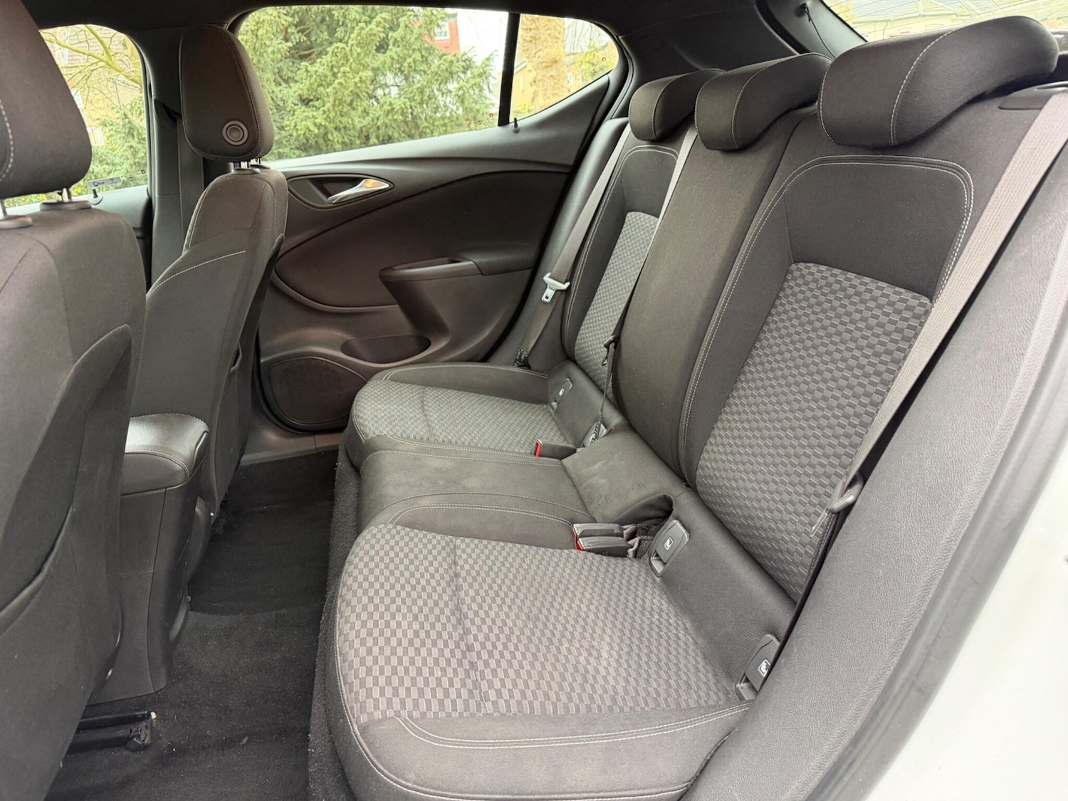 Used Vauxhall Astra for sale - 77807875: Photo 11