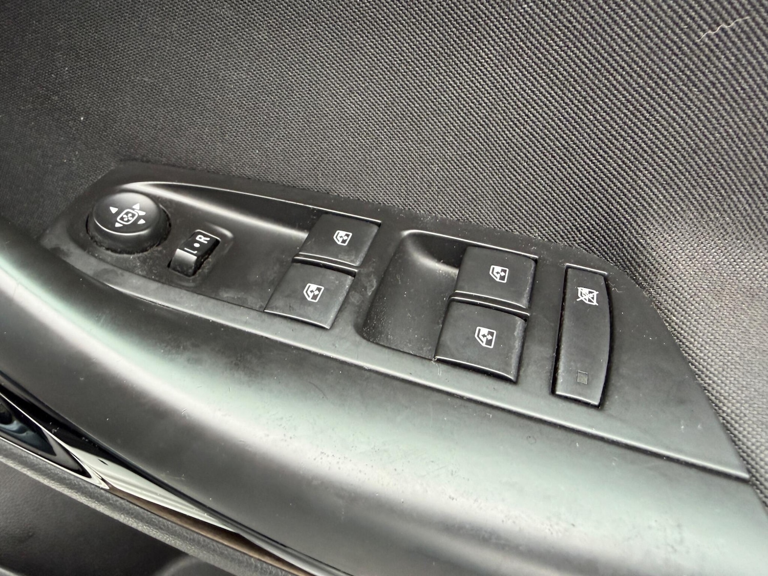 Used Vauxhall Astra for sale - 77807875: Photo 22