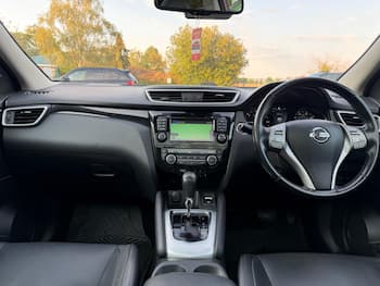 Used Nissan Qashqai 2017 for sale - 79677641: Photo