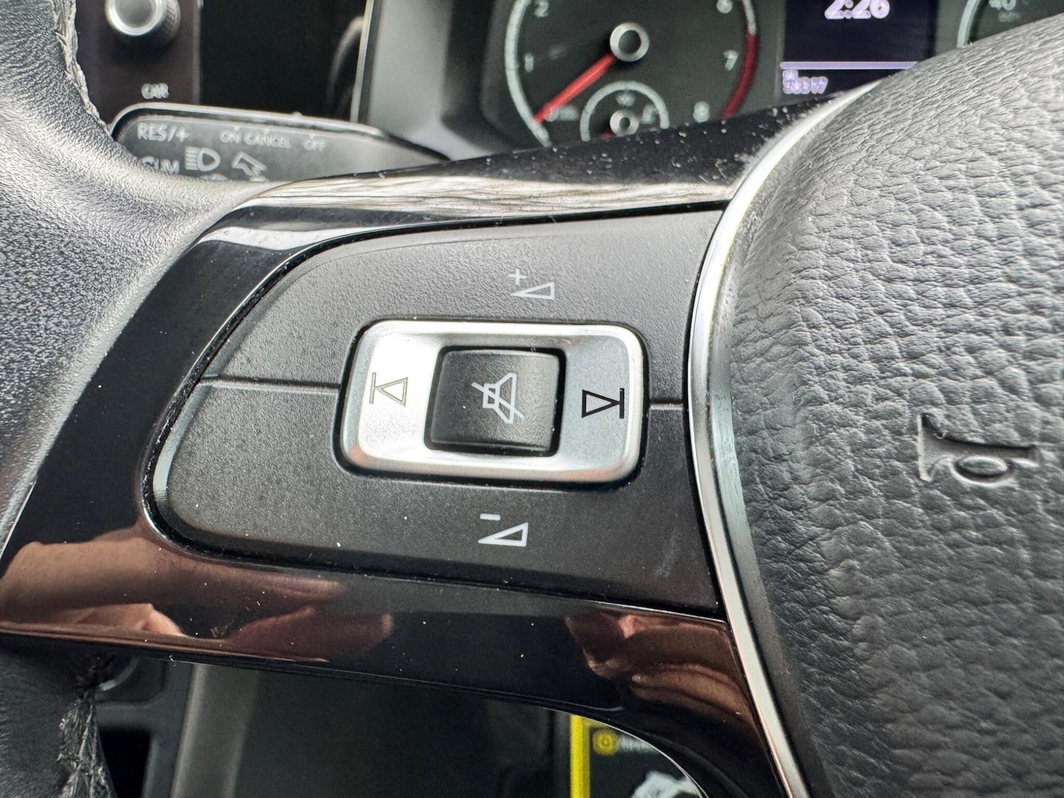 Used Volkswagen Polo for sale - 76473822: Photo 24