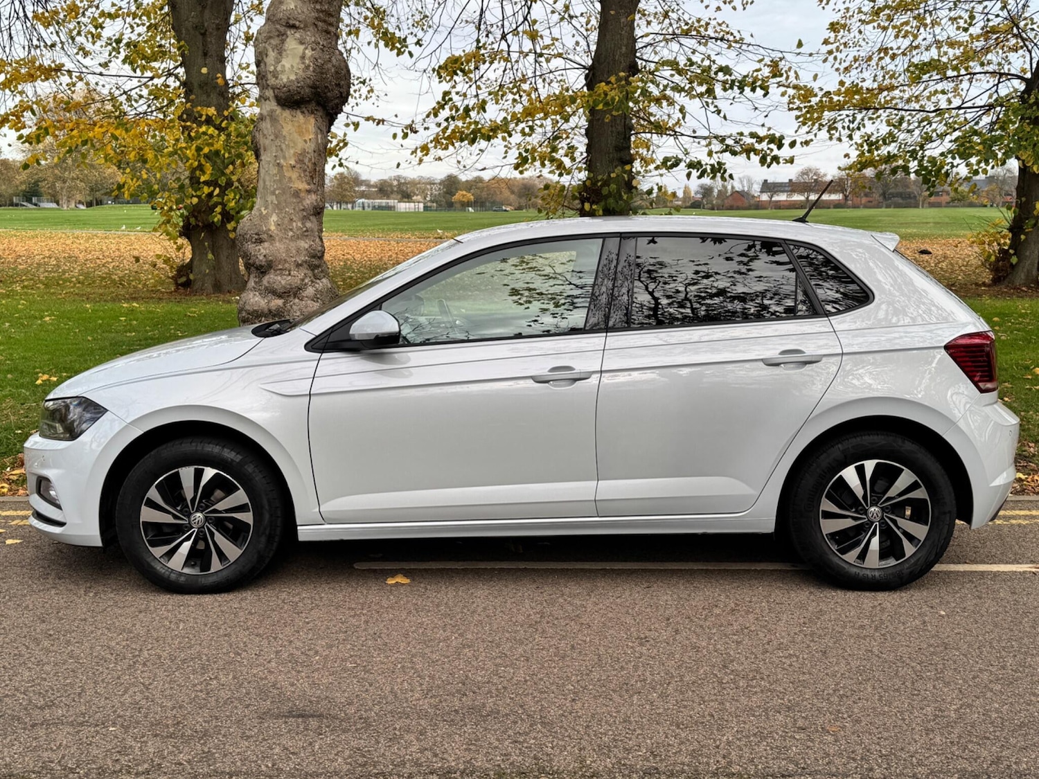 Used Volkswagen Polo for sale - 76473822: Photo 9