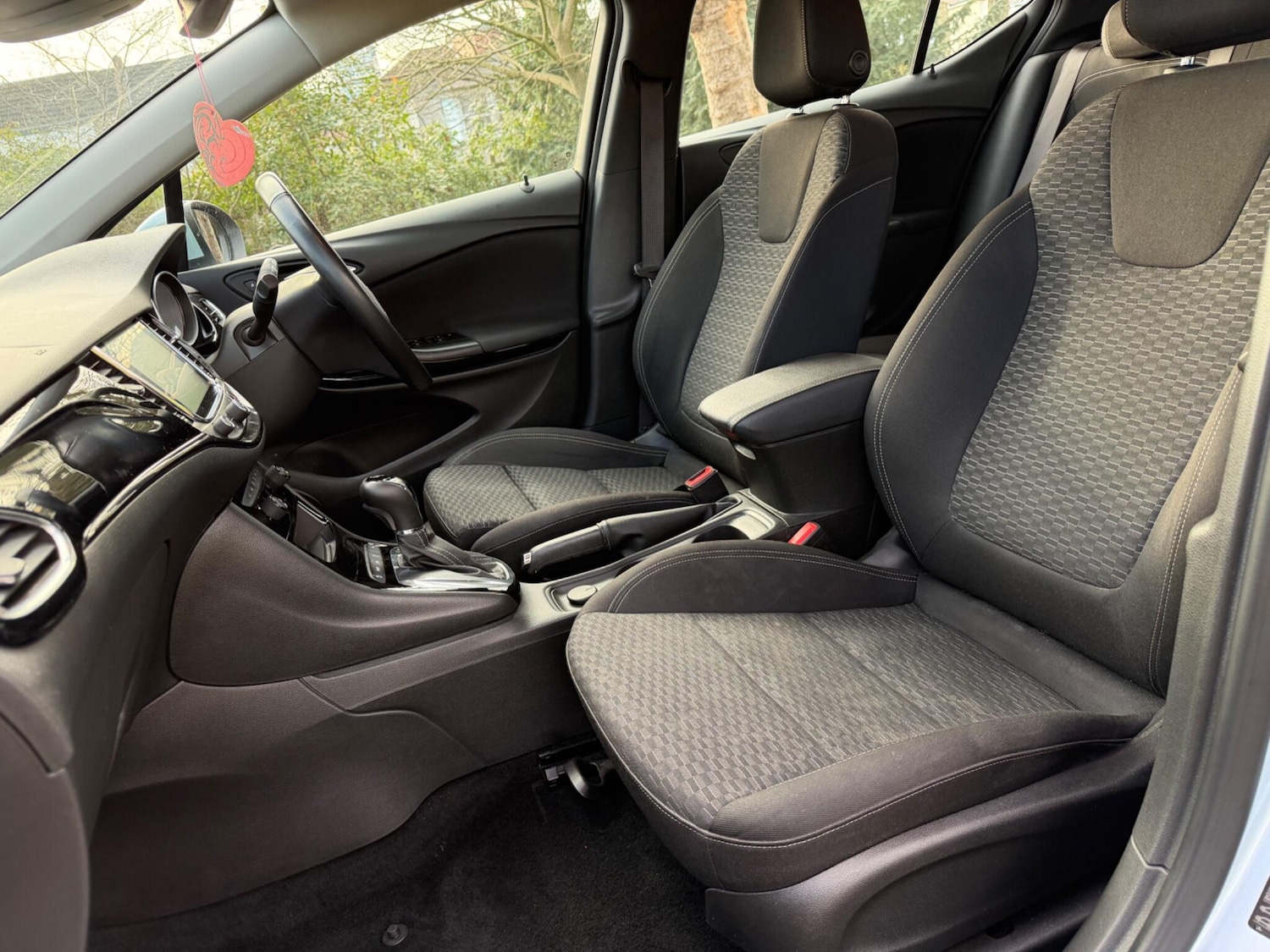 Used Vauxhall Astra for sale - 77242452: Photo 10