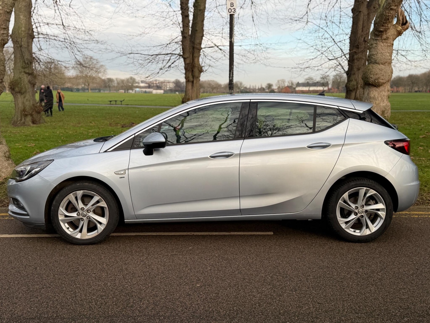 Used Vauxhall Astra for sale - 77242452: Photo 9