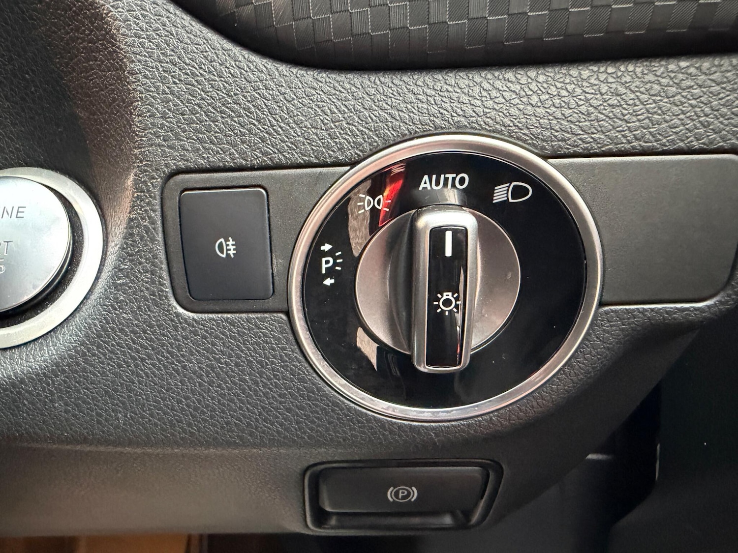 Used Mercedes-Benz A-Class 2017 for sale - 77029257: Photo 23