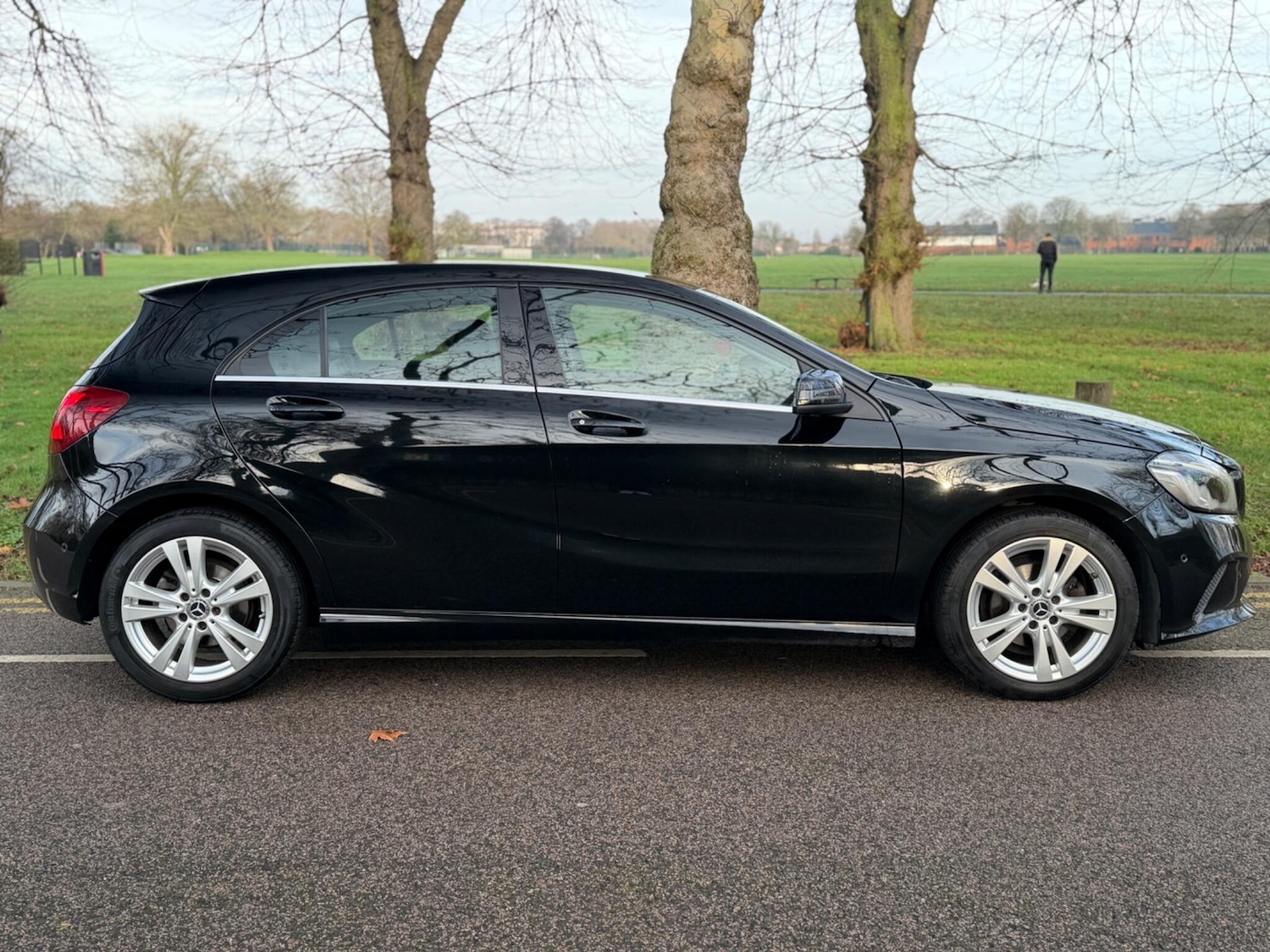Used Mercedes-Benz A-Class 2017 for sale - 77029257: Photo 3
