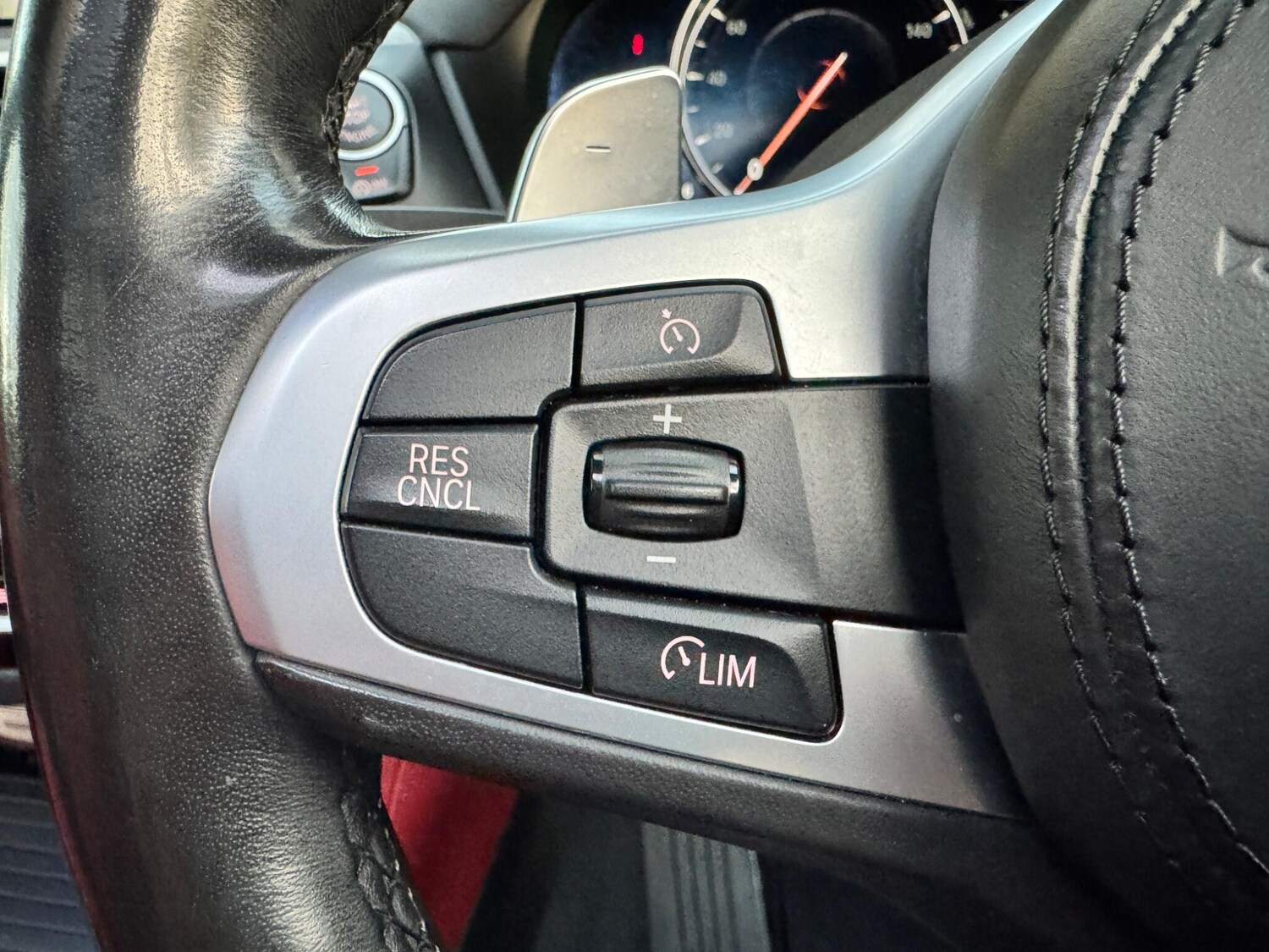 Used BMW X4 for sale - 77753927: Photo 25