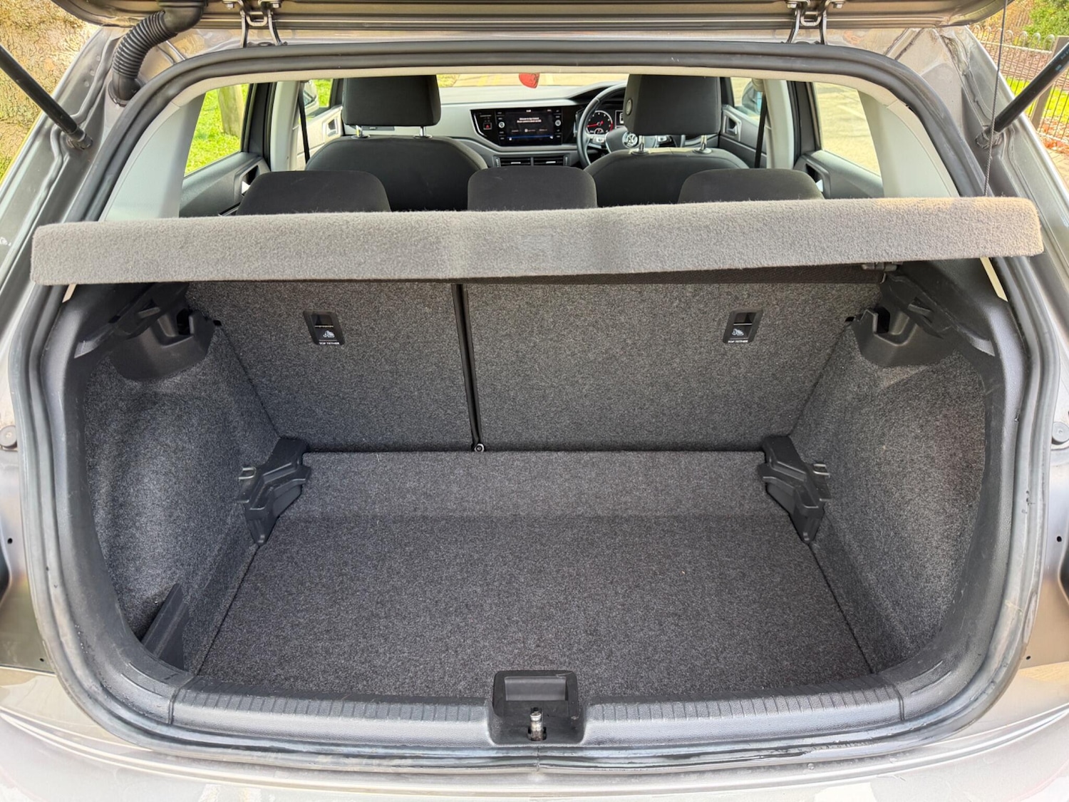 Used Volkswagen Polo 2018 for sale - 77722941: Photo 18