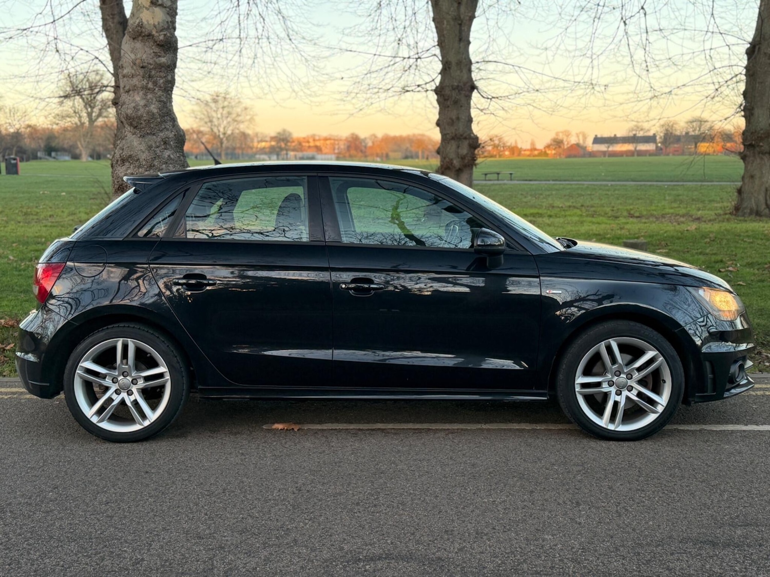 Used Audi A1 2013 for sale - 77101830: Photo 3