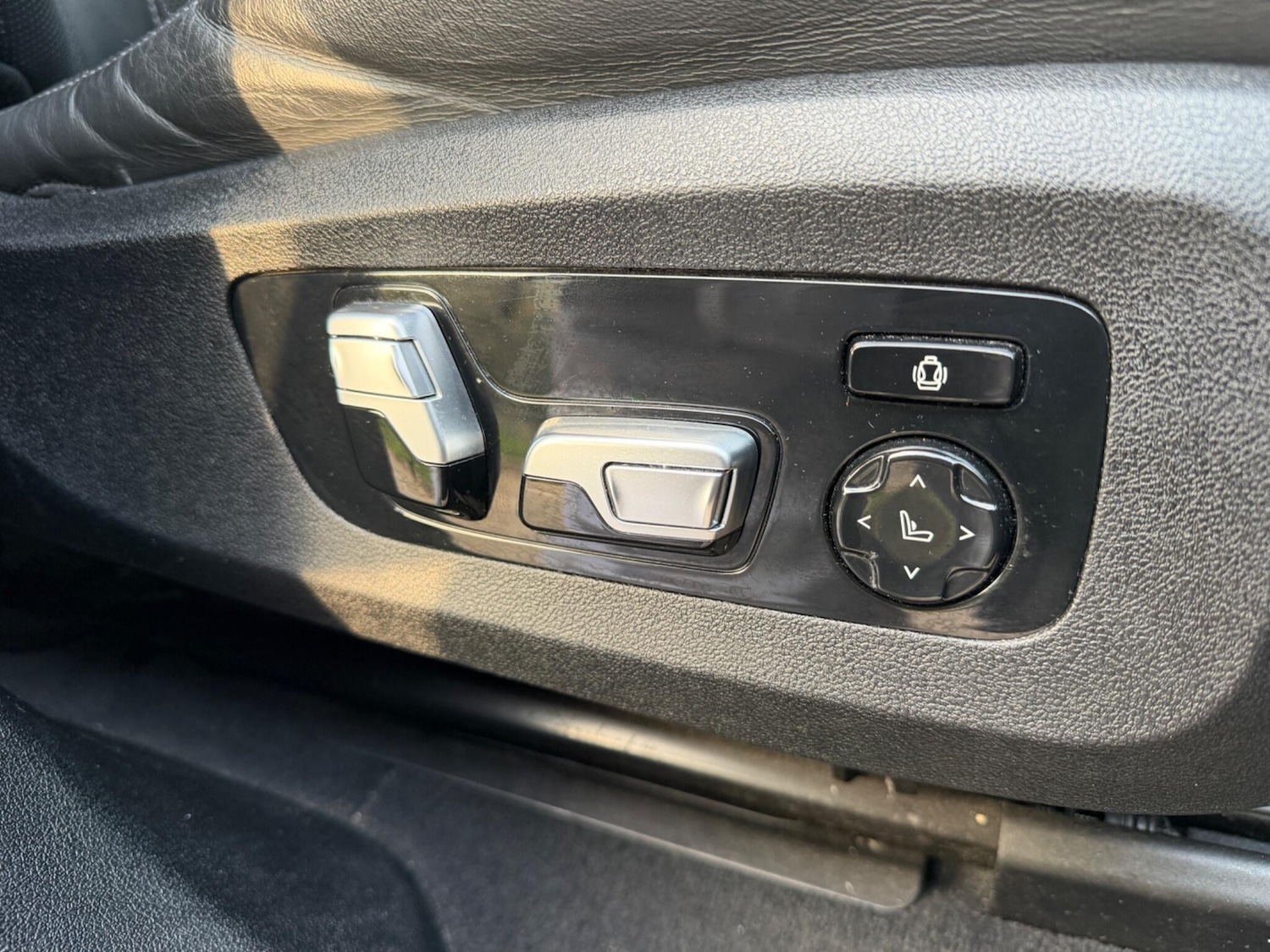 Used BMW x6 M for sale - 78220036: Photo 30