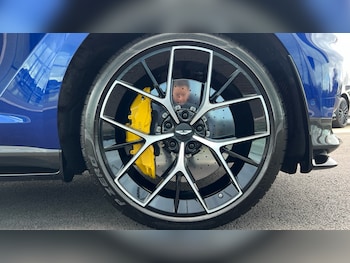 Used Aston Martin DBX 2025 for sale - 75962839: Photo