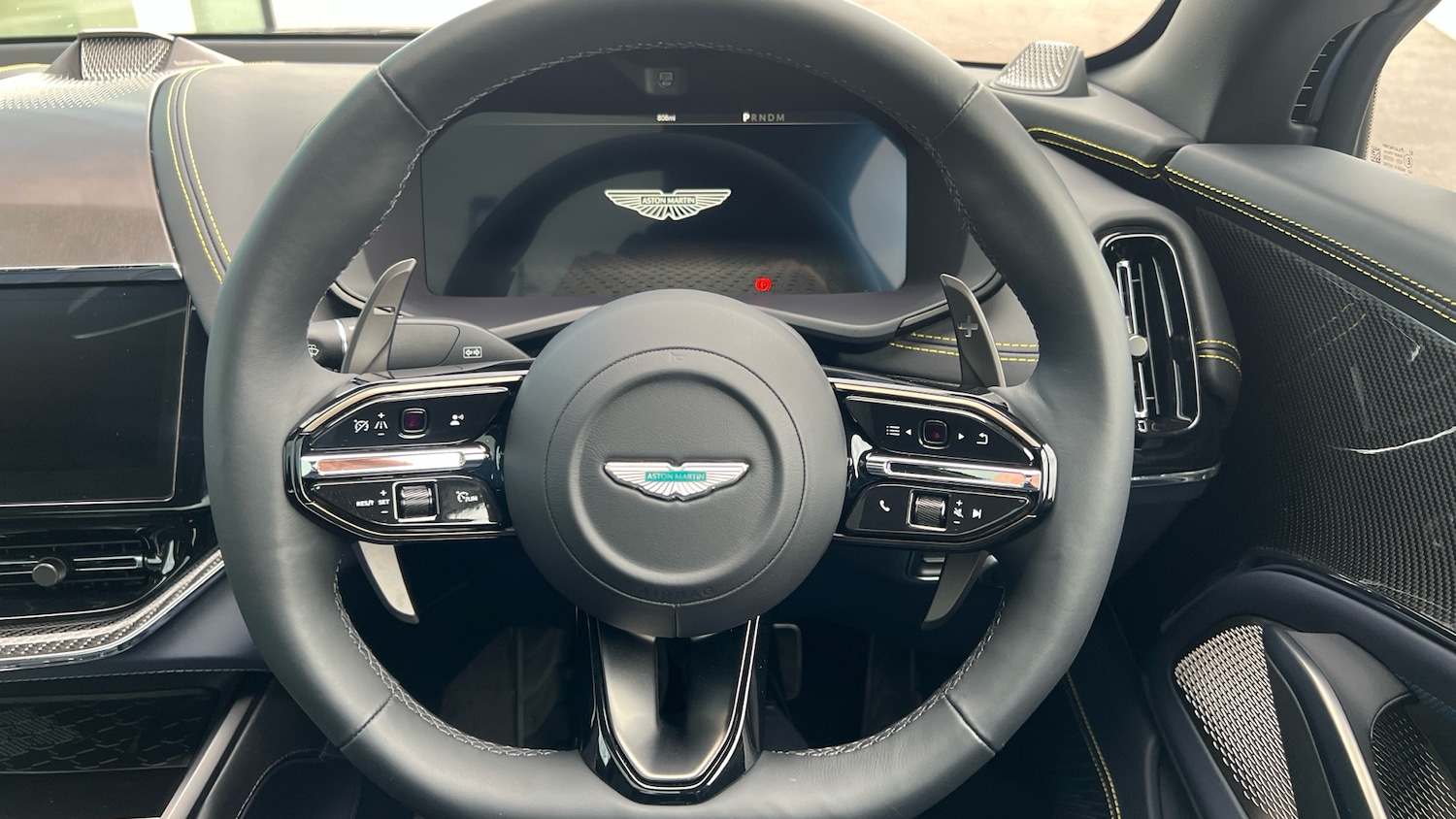 Used Aston Martin DBX 2025 for sale - 76455008: Photo 10
