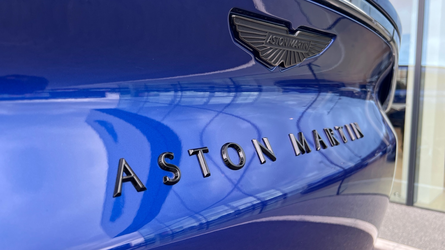 Used Aston Martin DBX 2025 for sale - 76455008: Photo 15