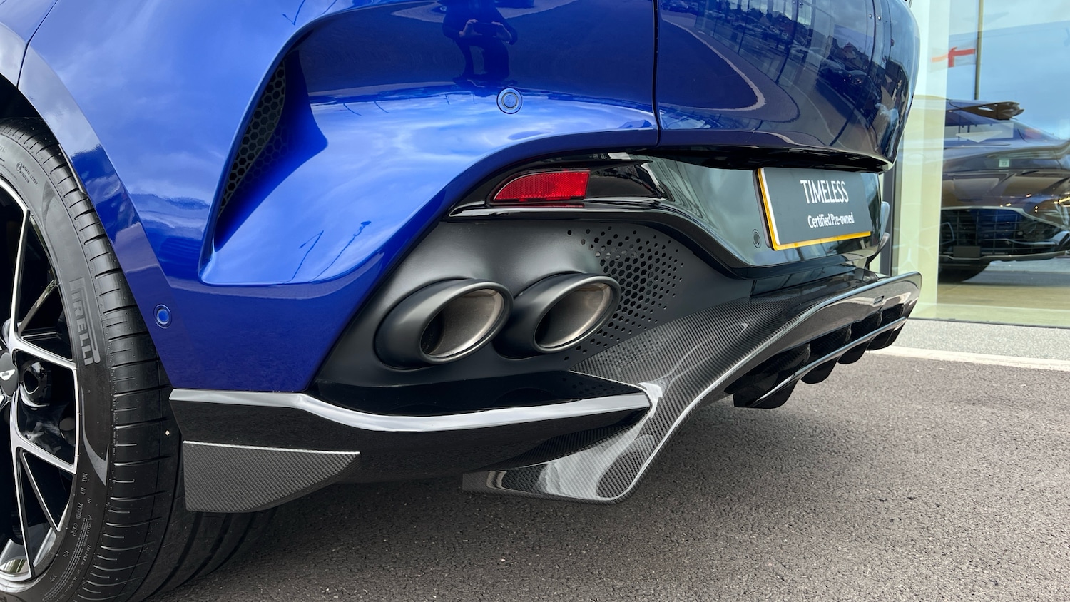 Used Aston Martin DBX 2025 for sale - 76455008: Photo 16