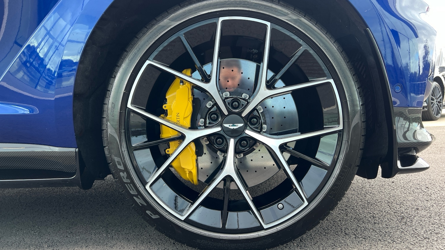 Used Aston Martin DBX 2025 for sale - 76455008: Photo 4