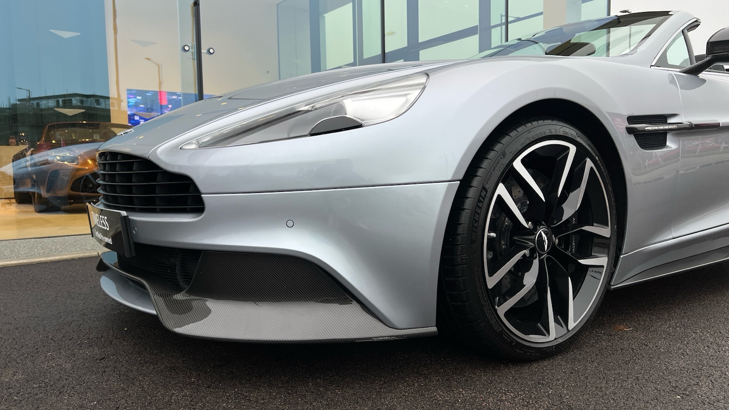 Used Aston Martin Vanquish 2015 for sale - 77572515: Photo 15