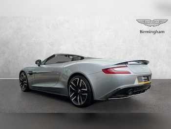 Used Aston Martin Vanquish 2015 for sale - 77572515: Photo