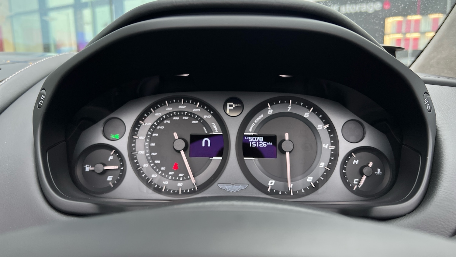 Used Aston Martin Vanquish 2015 for sale - 77572515: Photo 6