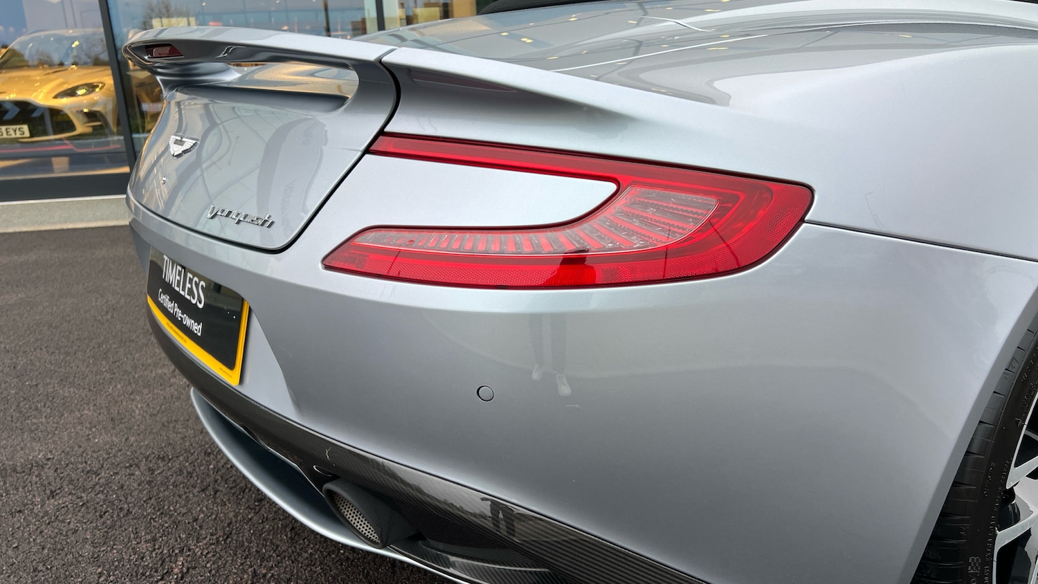 Used Aston Martin Vanquish 2015 for sale - 77572515: Photo 8