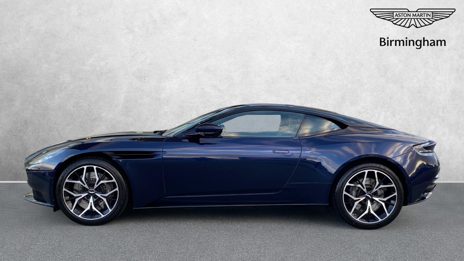 Used Aston Martin DB11 2019 for sale - 76784847: Photo 12