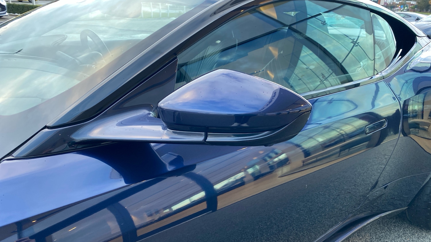 Used Aston Martin DB11 2019 for sale - 76784847: Photo 17